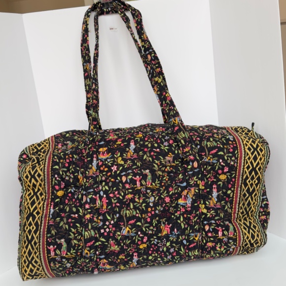 Vera Bradley XL Duffel, Excellent Condition, Black/Gold/Red Multi - Picture 1 of 10